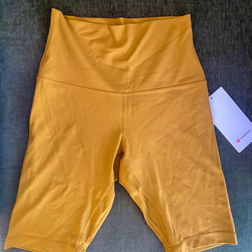 NWT Lululemon Align Short 10” Size 8, Mustard yellow, women’s, Athleisure